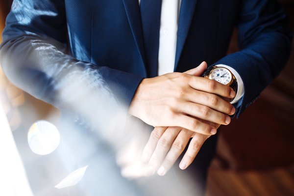 Bijoux hommes luxe : l'élégance moderne à votre portée